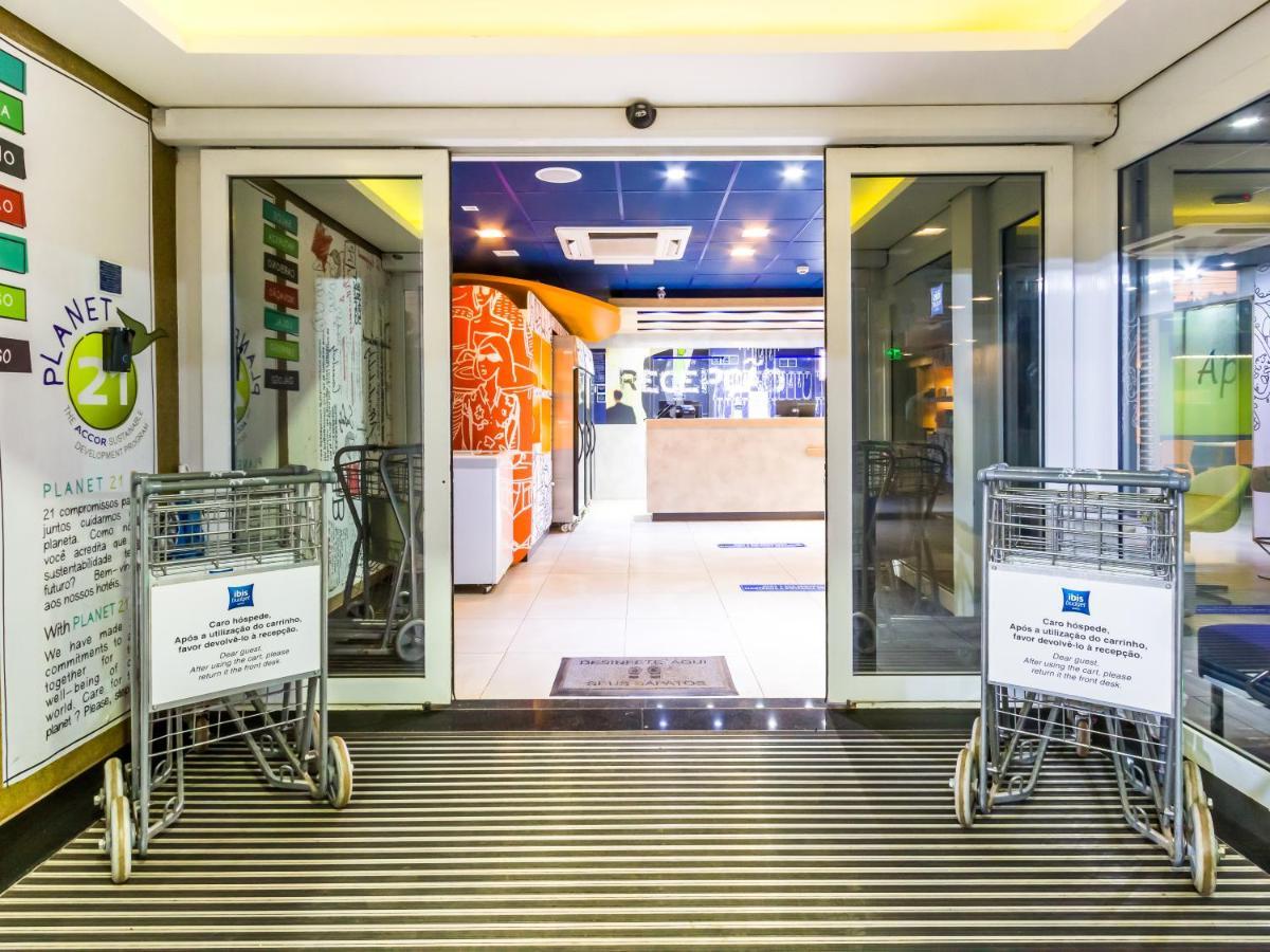 Ibis Budget Сертанзинью Экстерьер фото